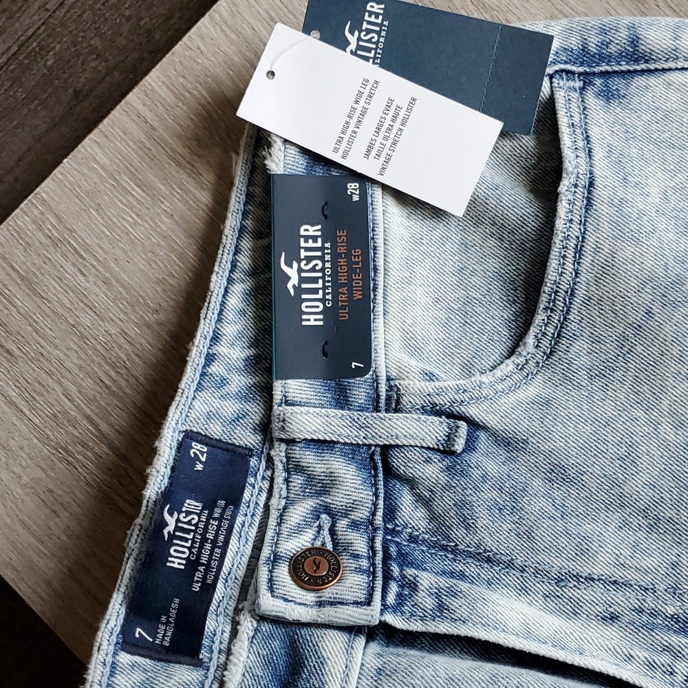Hollister California Size 7